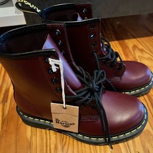 Brand new never worn boots. Bought in New York. Dr. Martens